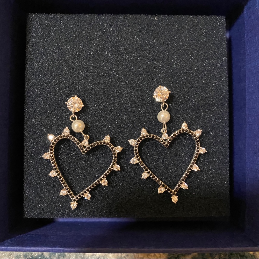 Studded Rhinestone Heart Shape Earrings